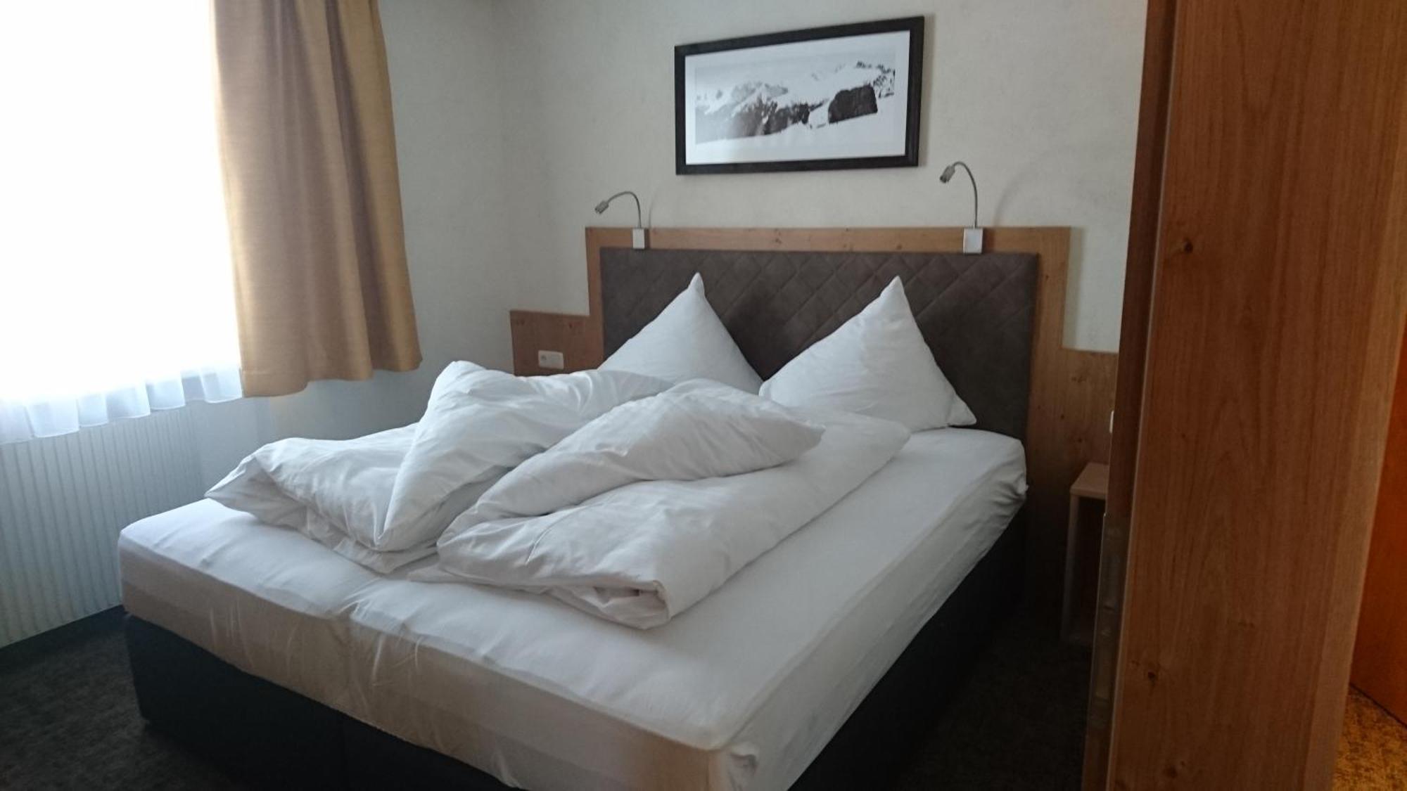 Appartements Tschol Martin Sankt Anton am Arlberg Room photo