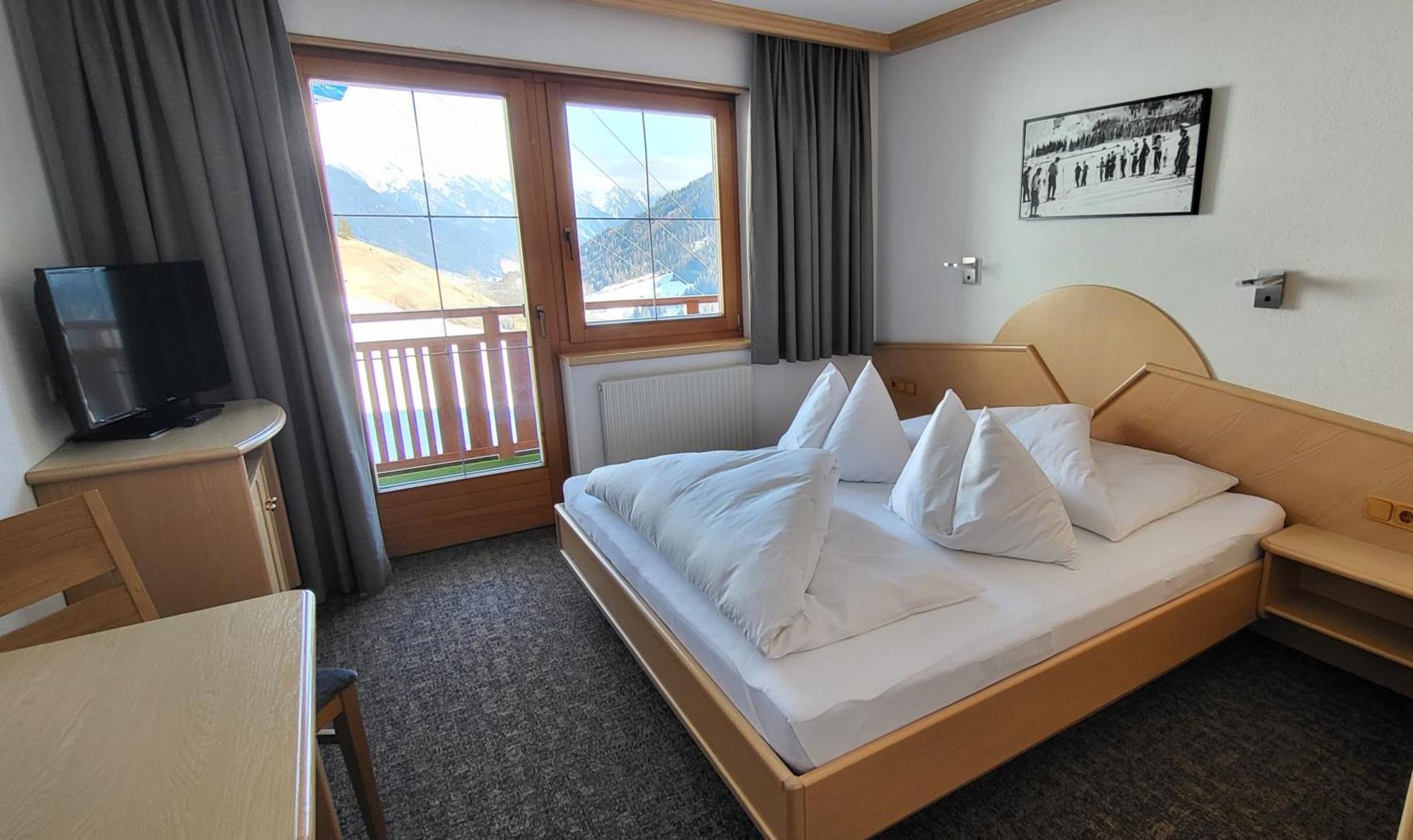 Appartements Tschol Martin Sankt Anton am Arlberg Room photo